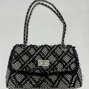 Y2K Vintage Woven Black & White Chain-Handle Shoulder Bag